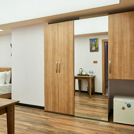 Hotel Nuageux House Estambul