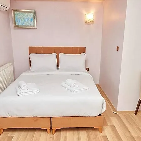 Nuageux House Hotel